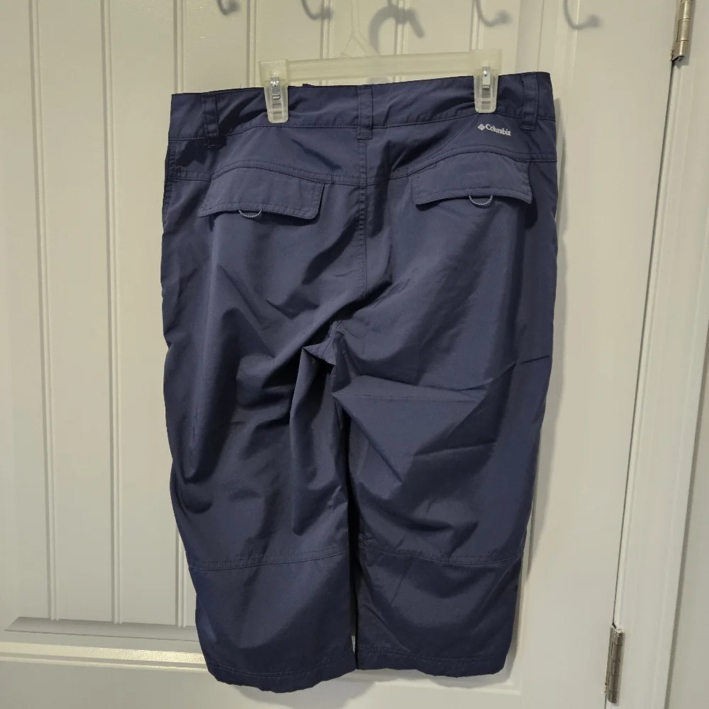 Columbia Kestrel Trail Stretch Capri‎ Blue Hiking Cargo Pants Women’s Size 10